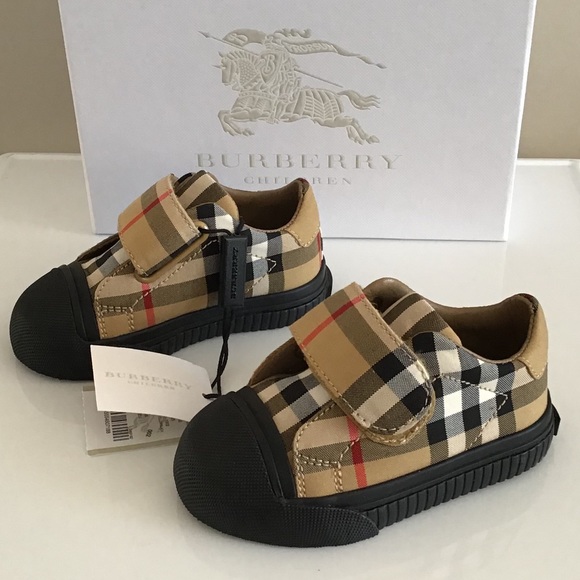 SOLD 🛑 Authentic BURBERRY TARTAN SNEAKERS - Picture 13 of 13